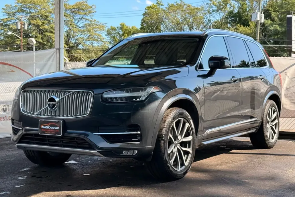 2016 Volvo XC90 Premier Plus Inscription photo 1