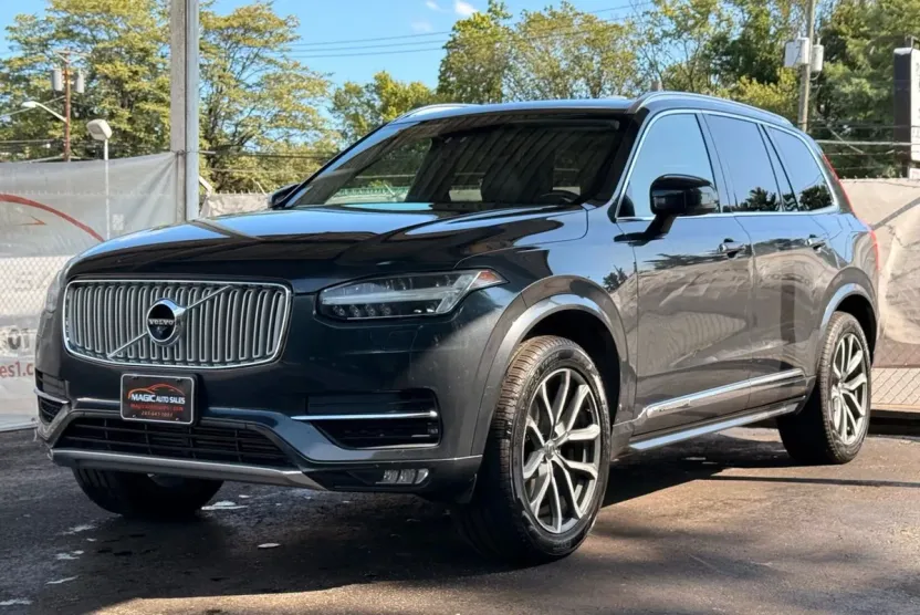 2016 Volvo XC90 Premier Plus Inscription photo 1