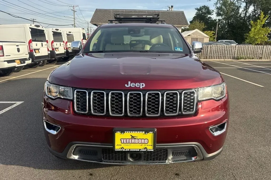 2020 Jeep Grand Cherokee Limited photo 1