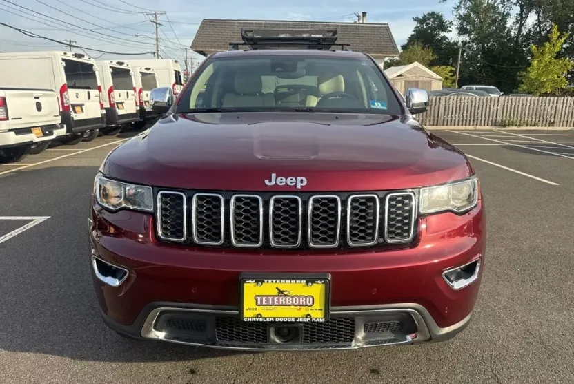 2020 Jeep Grand Cherokee Limited photo 1