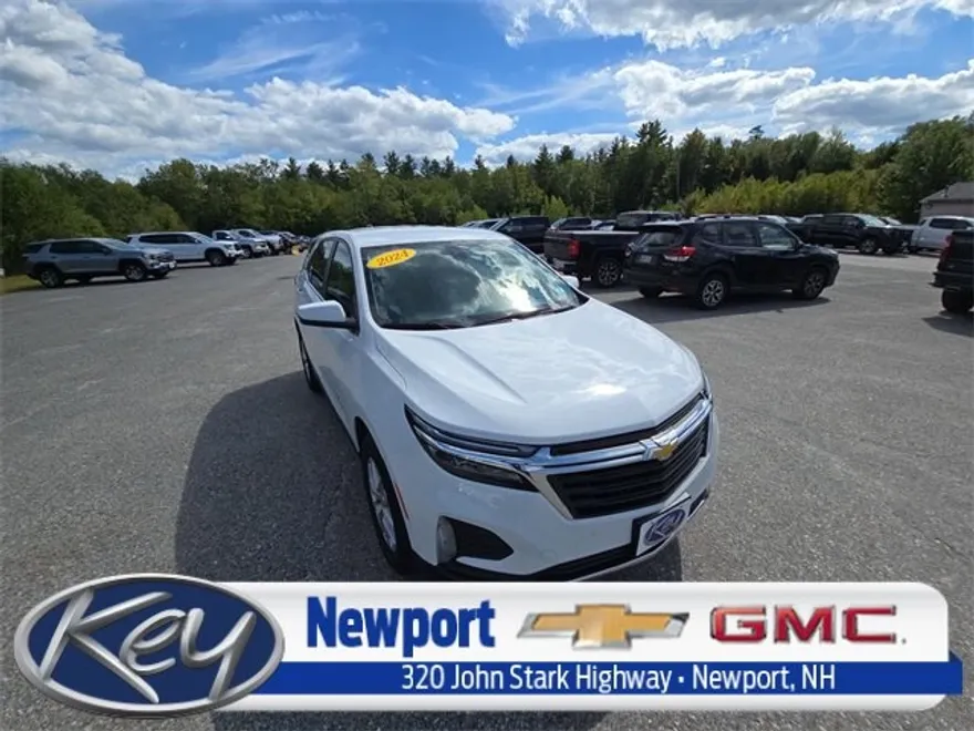 2024 Chevrolet Equinox LT photo 1