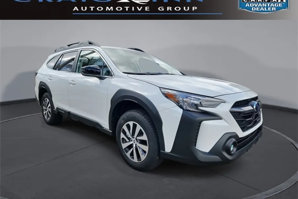 2025 Subaru Outback Premium photo 1