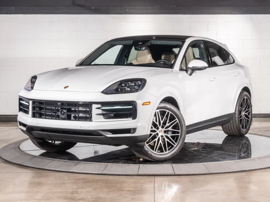 2025 Porsche Cayenne Coupe S photo 1