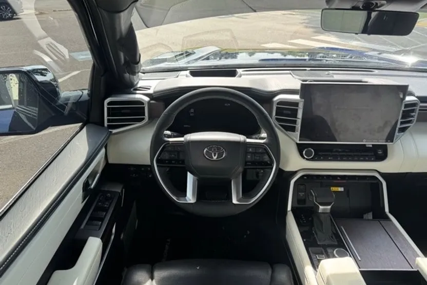 2023 Toyota Tundra CapStone photo 1