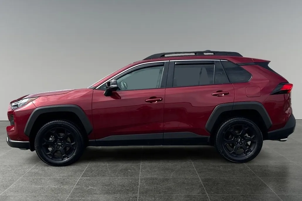 2022 Toyota RAV4 TRD photo 1