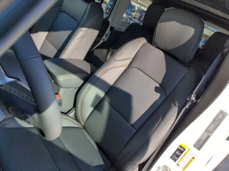 2025 Jeep Wrangler Sahara photo 1