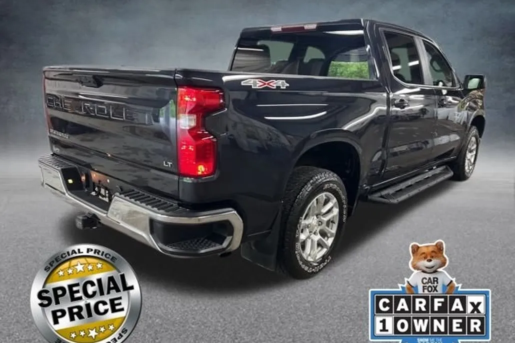 2024 Chevrolet Silverado 1500 LT photo 1