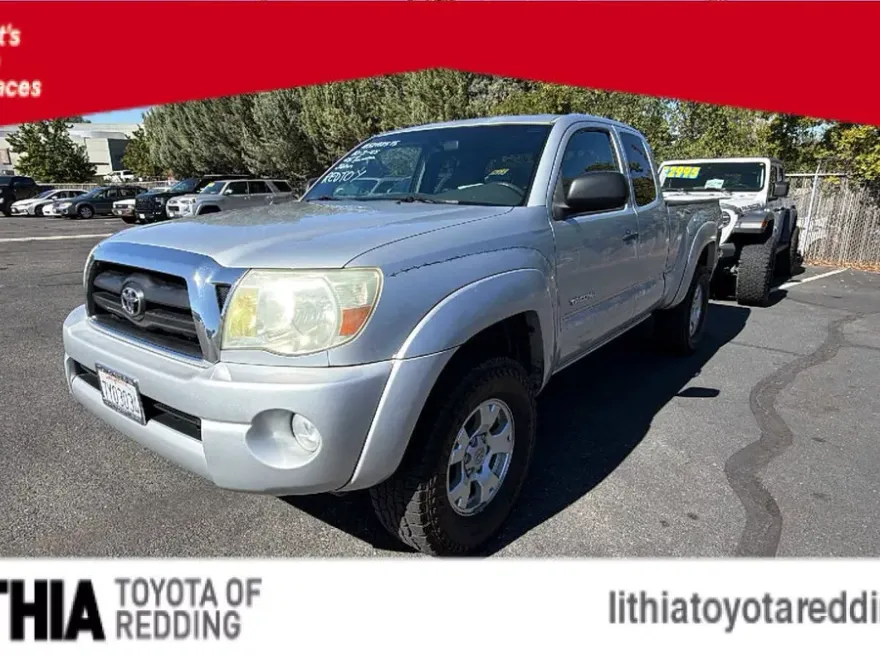 2005 Toyota Tacoma PreRunner V6 photo 1