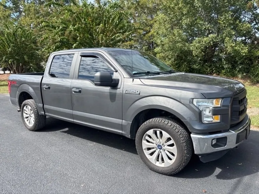2016 Ford F-150 XL photo 1