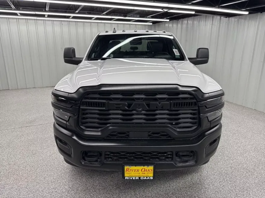 2025 Ram 2500 Tradesman photo 1