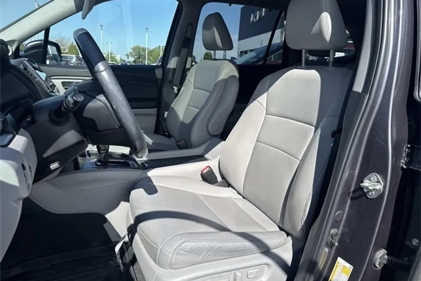 2020 Honda Pilot EX-L photo 1