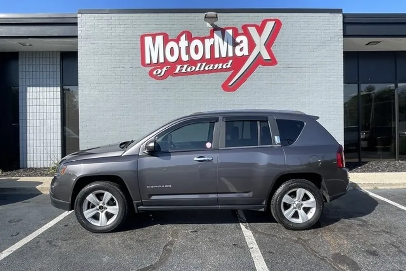 2015 Jeep Compass Sport photo 1