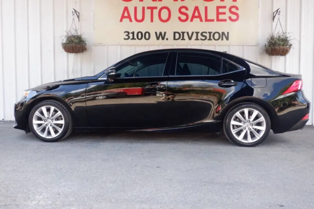 2015 Lexus IS 250 photo 1