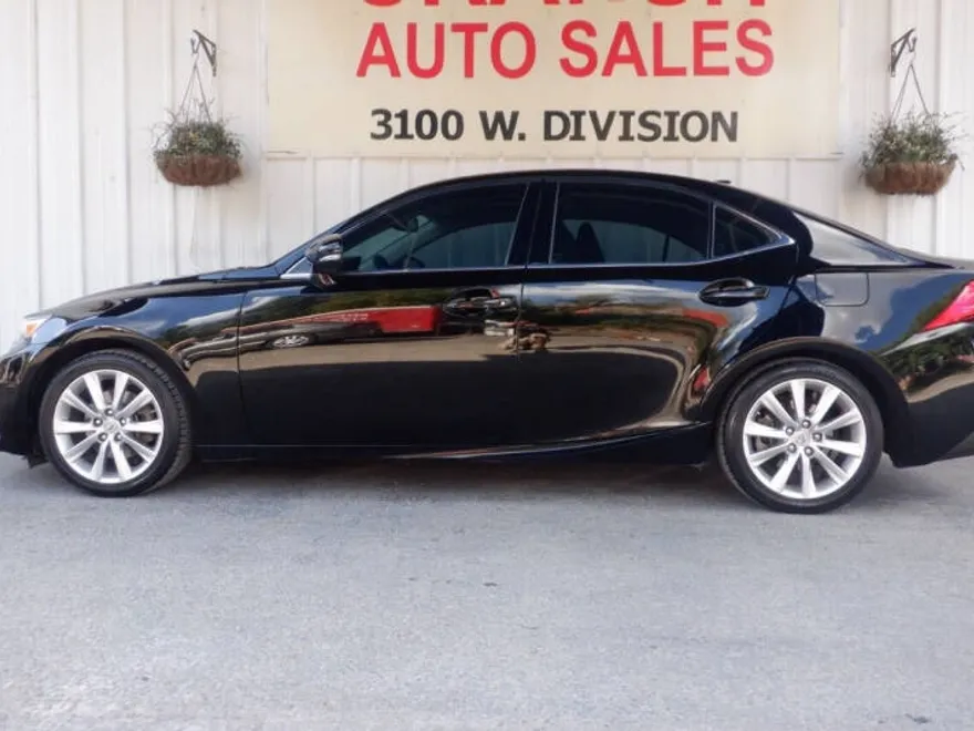 2015 Lexus IS 250 photo 1