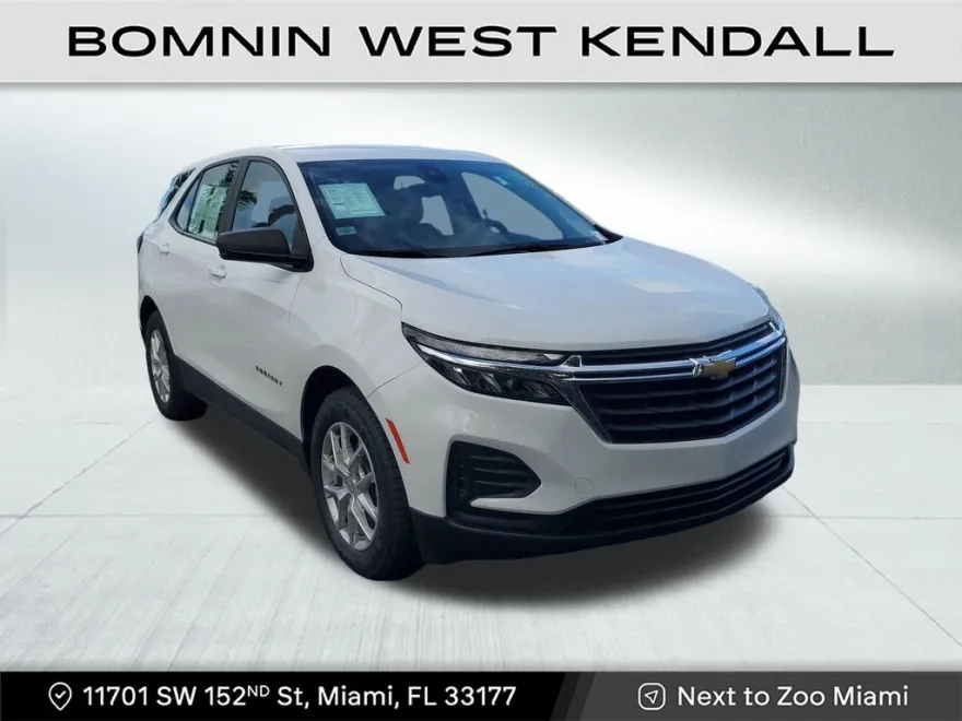 2022 Chevrolet Equinox LS photo 1