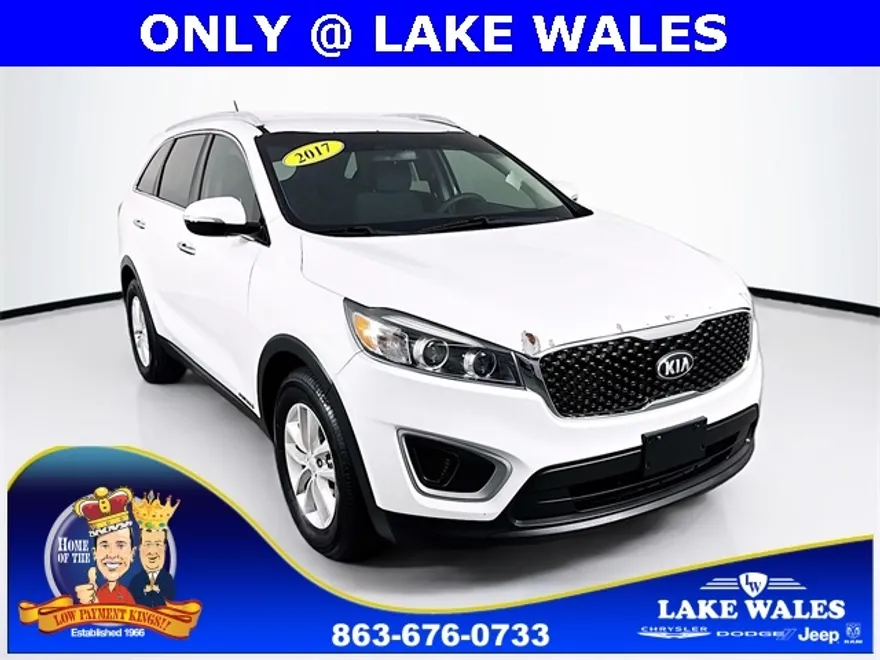 2017 Kia Sorento LX photo 1