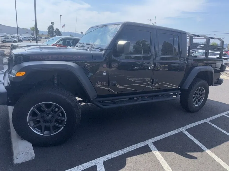 2020 Jeep Gladiator Rubicon photo 1