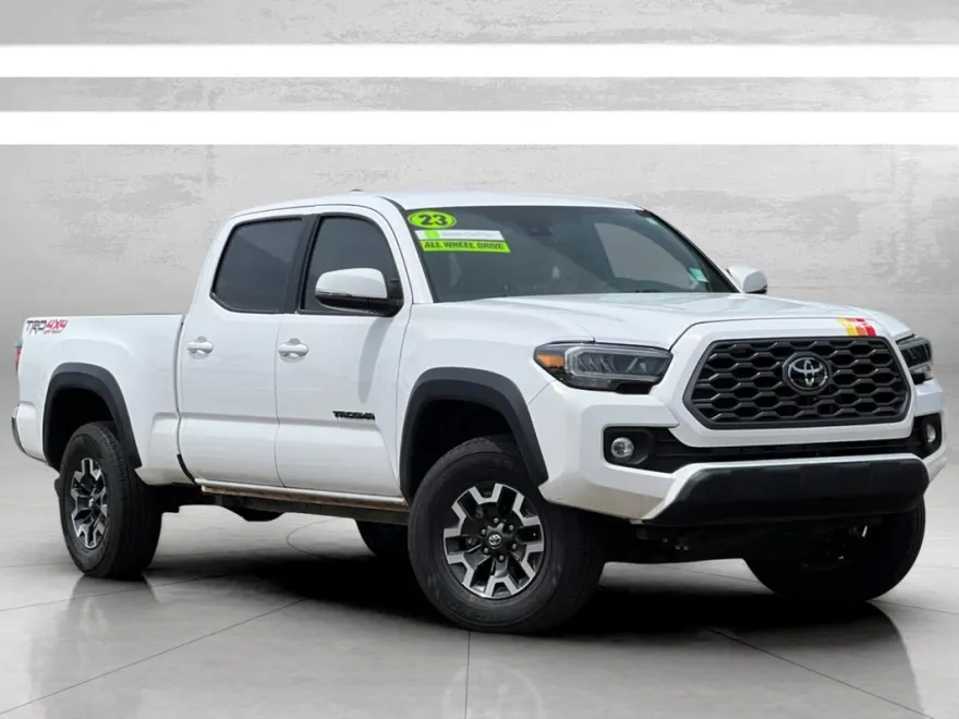 2023 Toyota Tacoma TRD Sport 4x4 Double Cab photo 1
