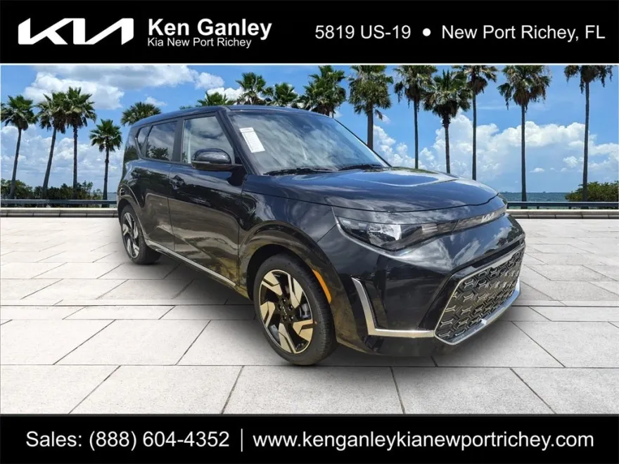 2025 Kia Soul GT-Line photo 1