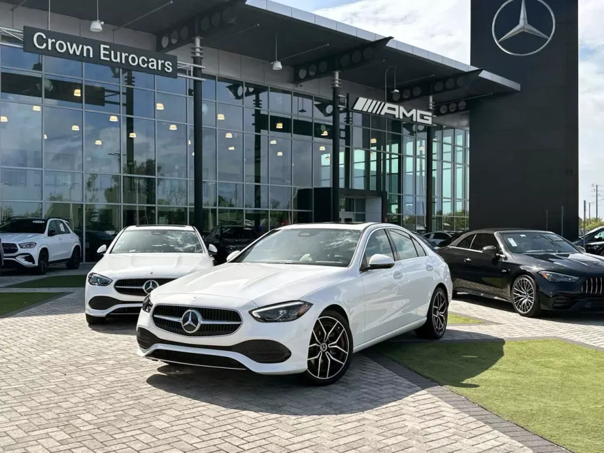 2025 Mercedes Benz C 300 Sedan photo 1