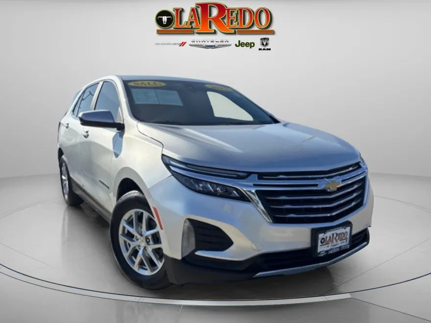 2022 Chevrolet Equinox LT photo 1