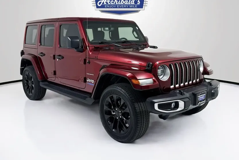 2021 Jeep Wrangler Unlimited Sahara 4xe photo 1