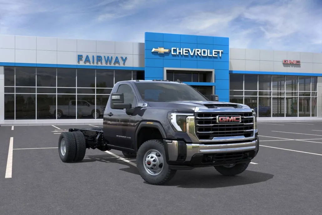 2025 Gmc Sierra Pro photo 1