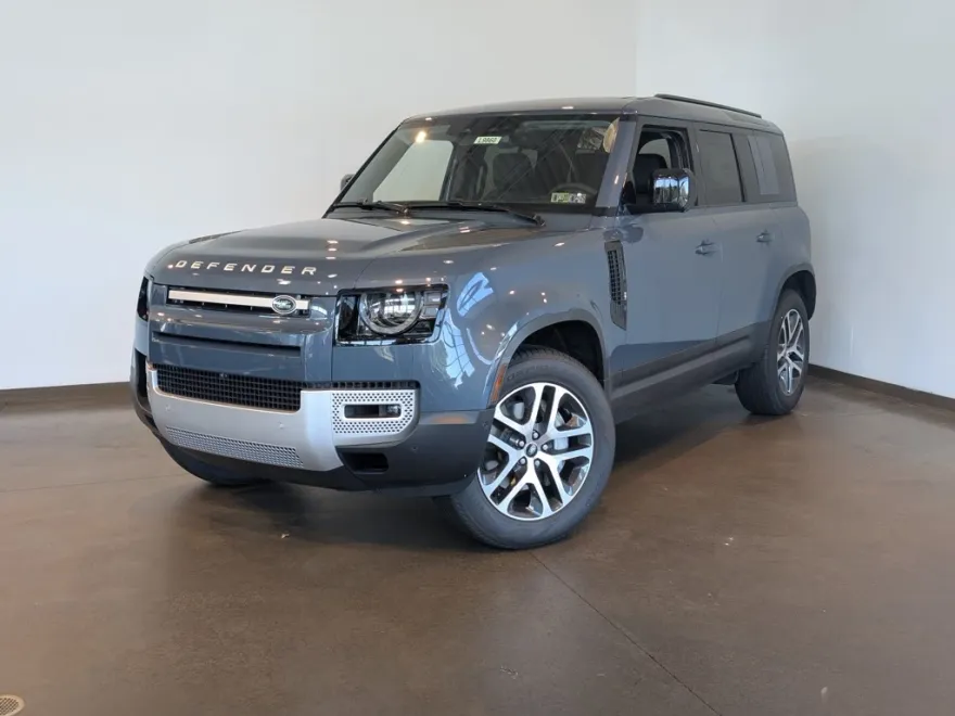 2025 Land Rover Defender 110 S photo 1