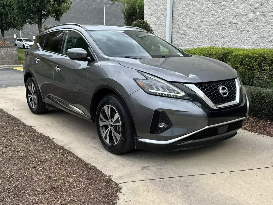 2023 Nissan Murano SV photo 1