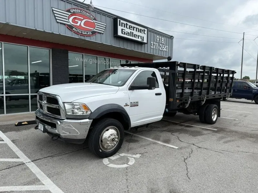 2018 Ram 5500 SLT photo 1
