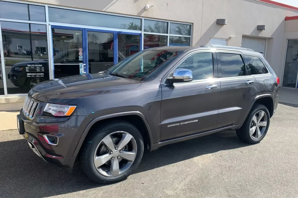 2015 Jeep Grand Cherokee Overland photo 1