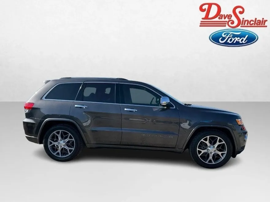 2020 Jeep Grand Cherokee Overland photo 1