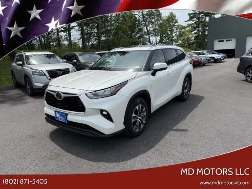 2020 Toyota Highlander XLE photo 1