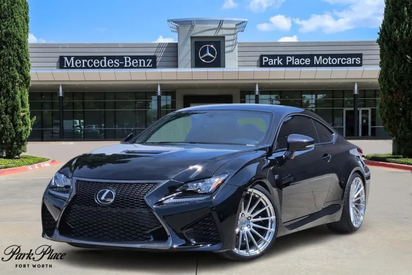 2016 Lexus RC F photo 1