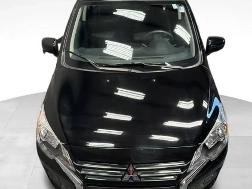 2024 Mitsubishi Mirage ES photo 1