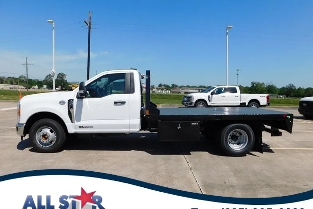 2024 Ford F-350 photo 1