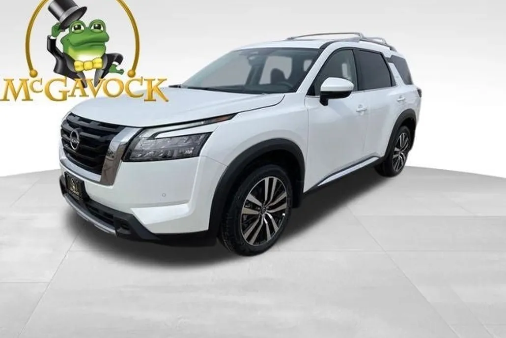2025 Nissan Pathfinder Platinum photo 1