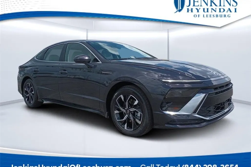 2024 Hyundai Sonata SEL photo 1
