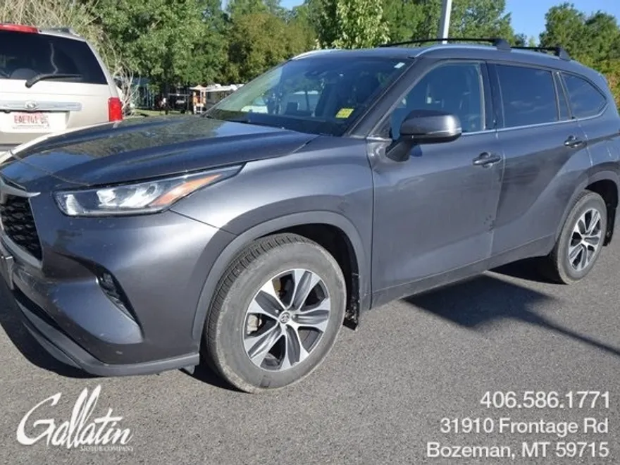 2020 Toyota Highlander XLE photo 1