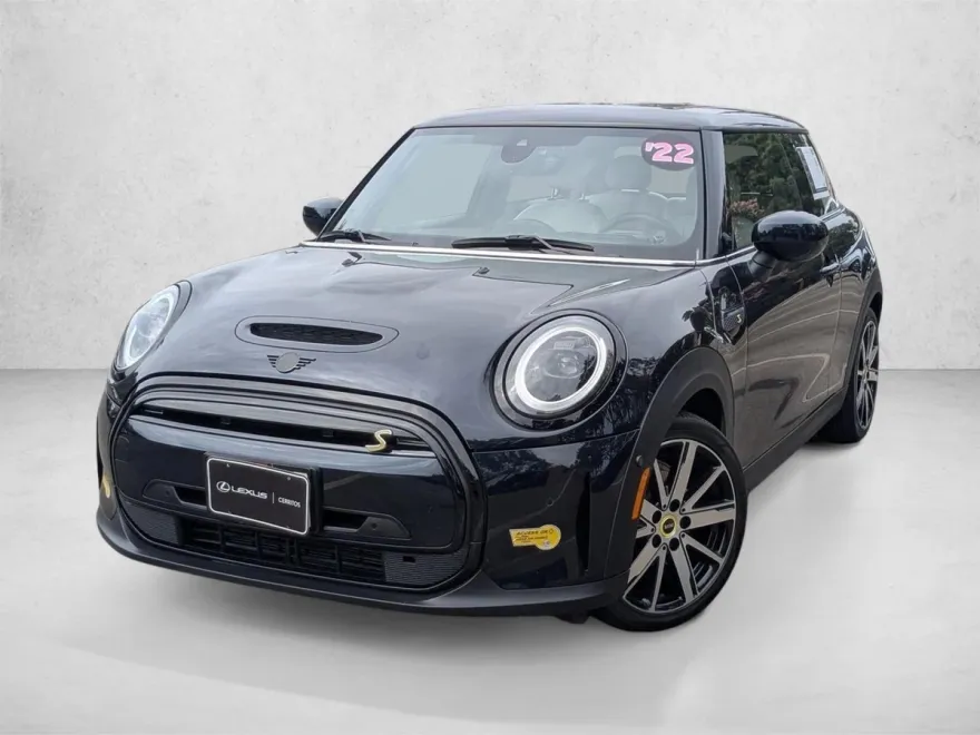 2022 Mini Cooper Hardtop SE photo 1