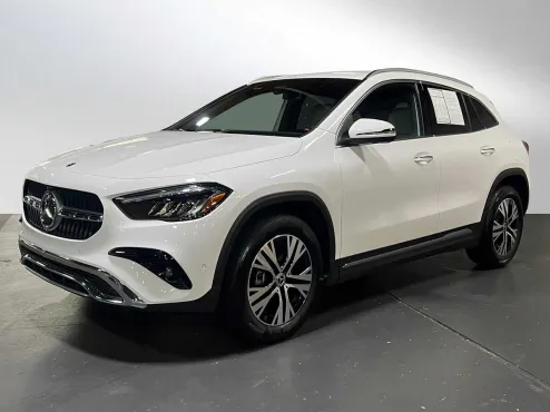 2025 Mercedes Benz GLA 250 4MATIC photo 4