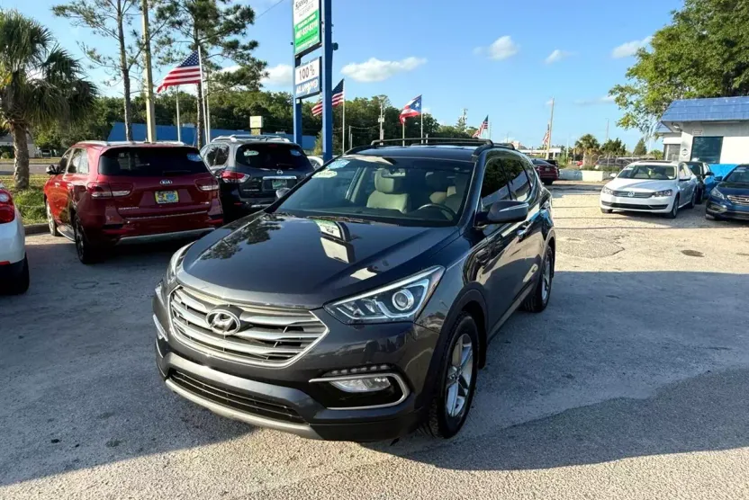 2017 Hyundai Santa Fe Sport photo 1