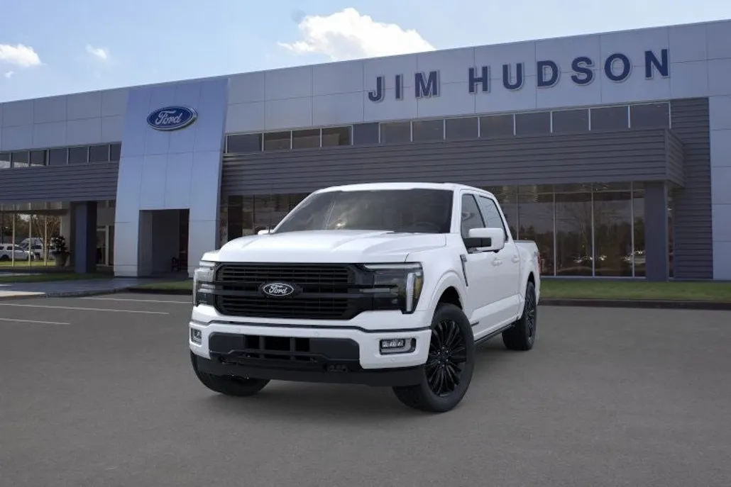 2025 Ford F-150 Platinum photo 1