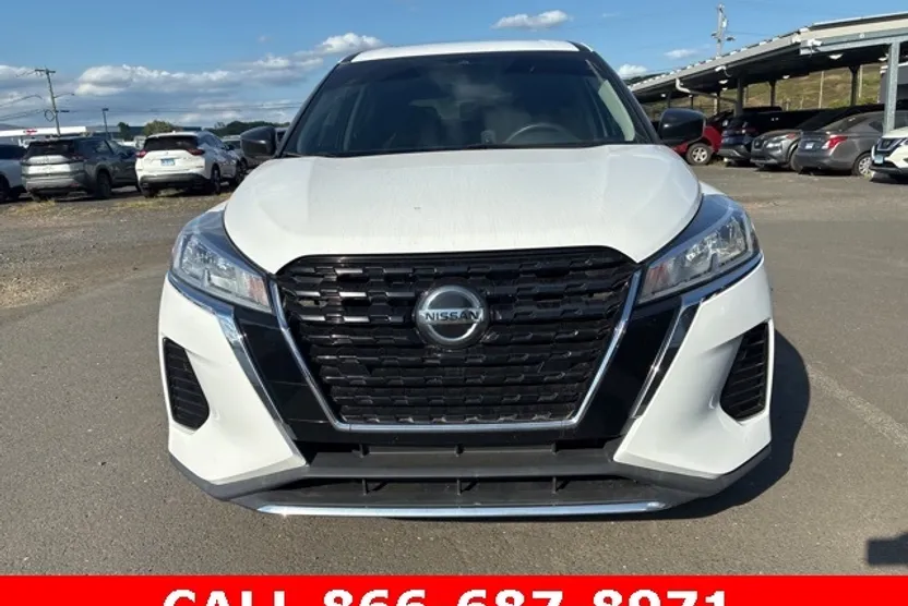 2021 Nissan Kicks S photo 1