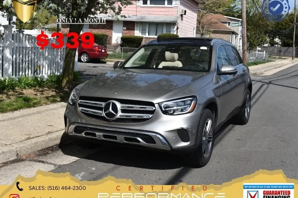 2022 Mercedes Benz GLC 300 photo 1