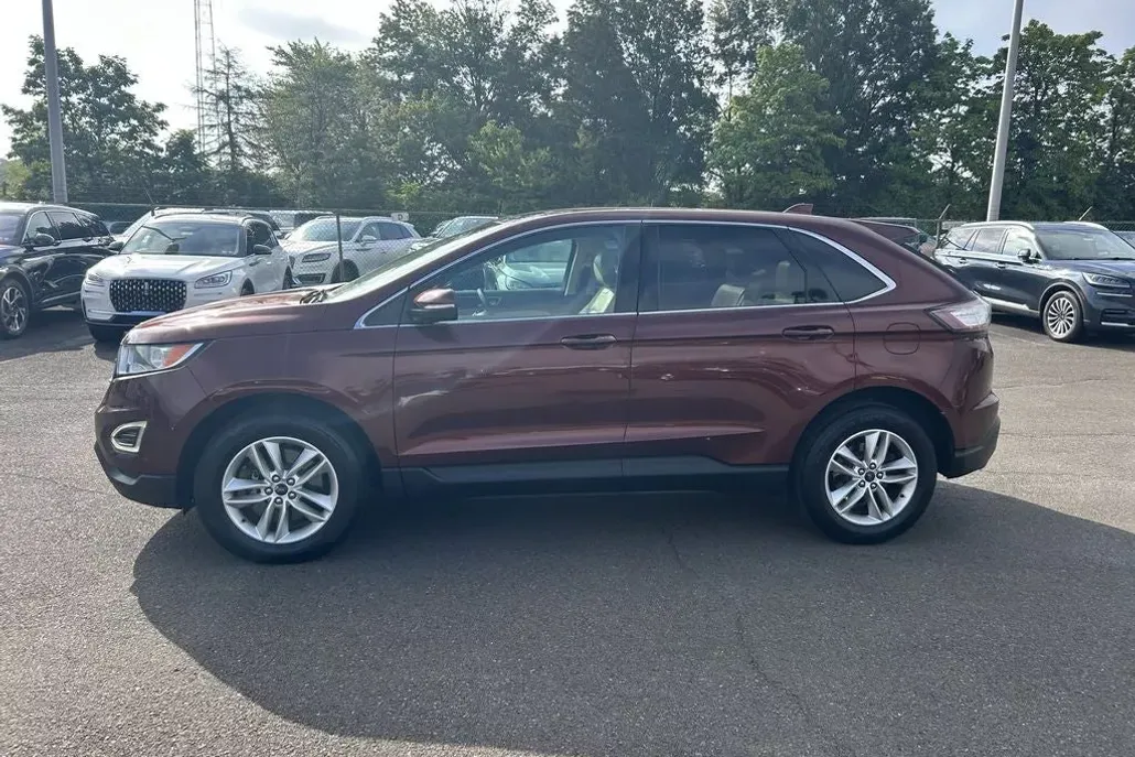 2015 Ford Edge SEL photo 1