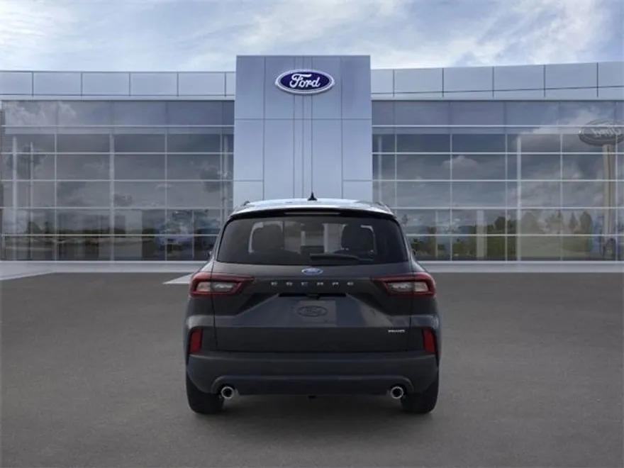 2025 Ford Escape ST-Line photo 1