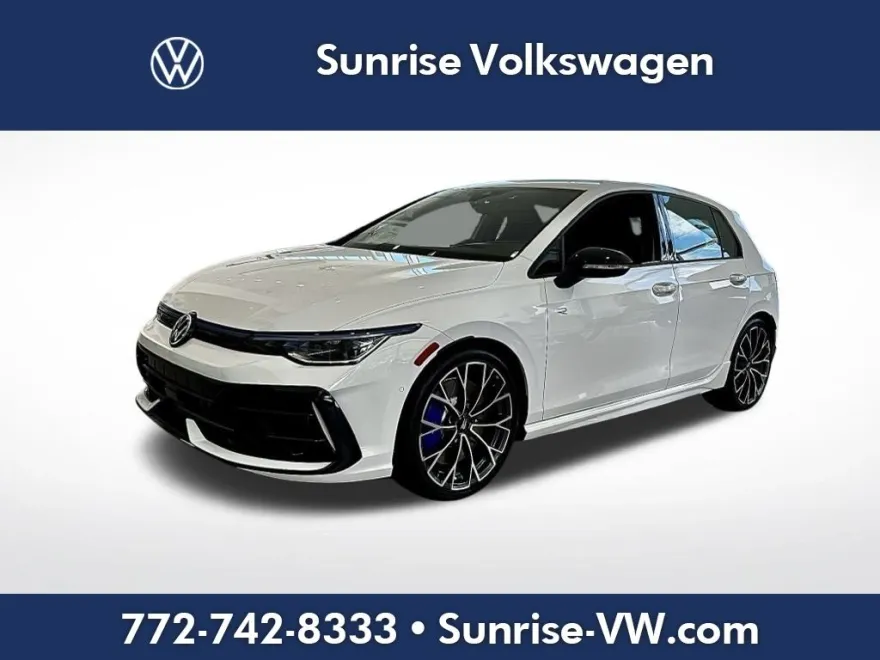 2025 Volkswagen Golf R 2.0 TSI photo 1