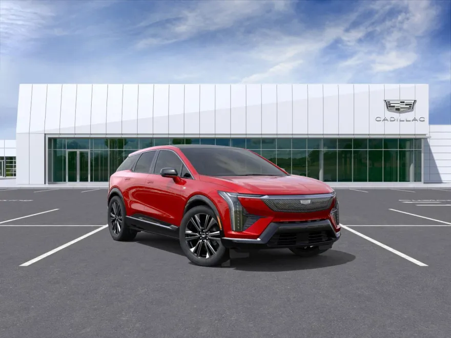 2025 Cadillac Optiq Luxury photo 1