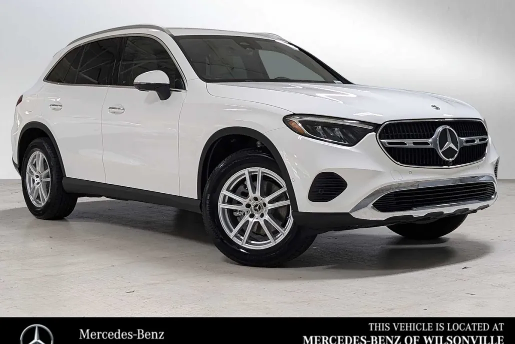 2025 Mercedes Benz GLC 300 4MATIC photo 1